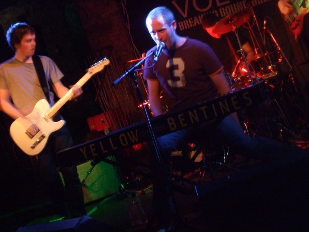 
yellow bentines
Cabaret Voltaire, Edinburgh #Livegig #gigging #livemusic #scottish #scottishband #edinburghmusicscene #playingthecapital #guitar #guitarist #piano #pianist #rockingout #rockthepiano #pianomusic #guitarmusic #liveshow #thefringe #edinburghfringe #scotlandrocks #scotland #listen #music #band #yellowbentines